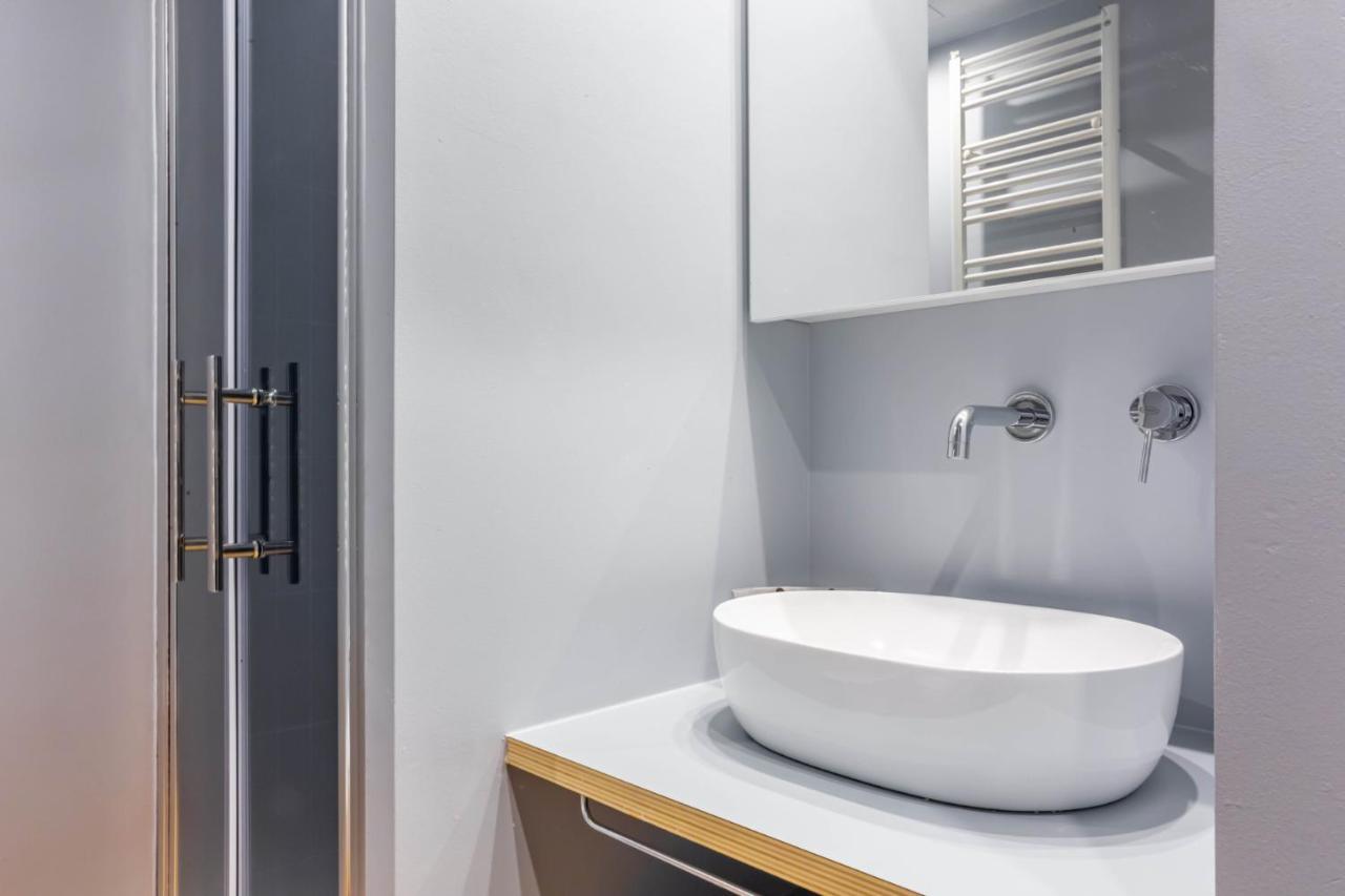 Easylife - Accogliente E Moderno Bilocale In Zona Navigli Apartamento Milão Exterior foto